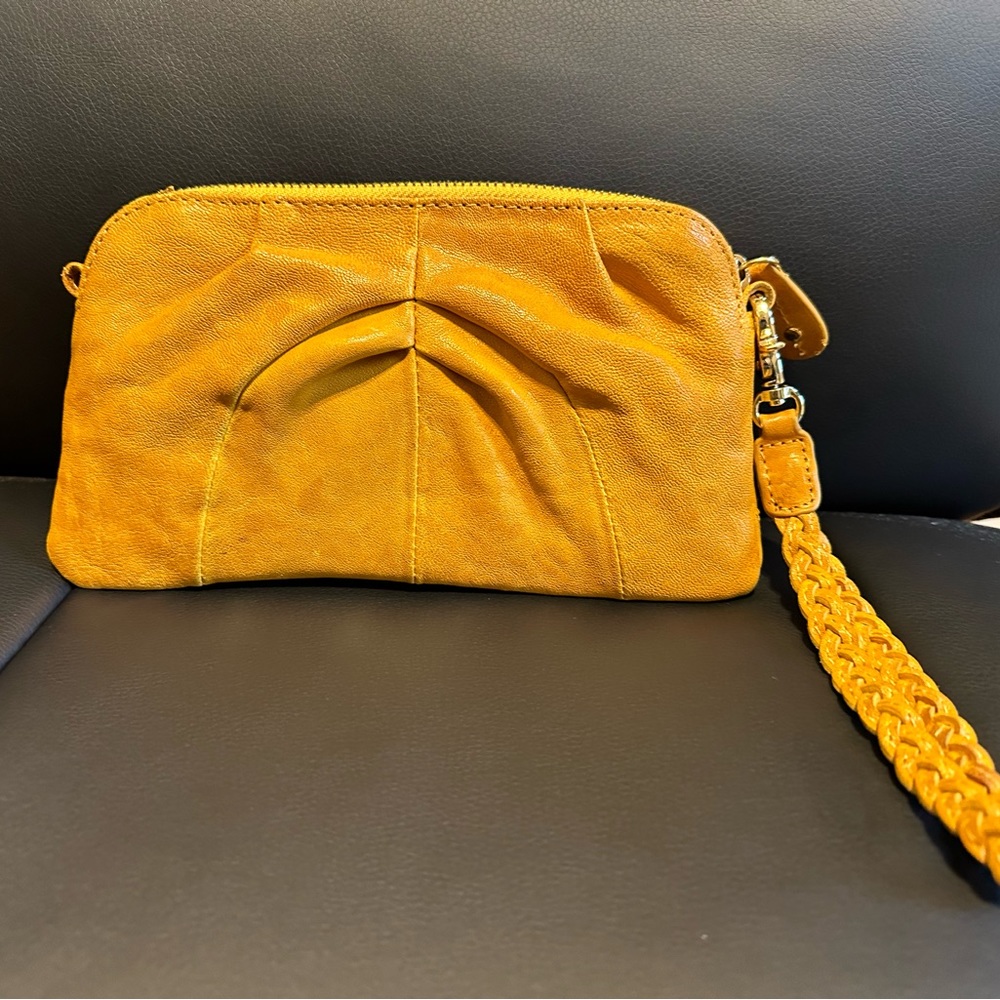 Monserrat De Lucca. New brown leather with gold hardware, bag purse satchel